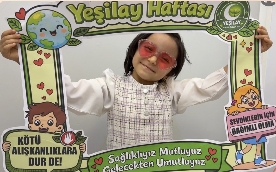 Yeşilay Haftası Çerçeve 9 A4 RENKLİ - Ücretsiz İndir