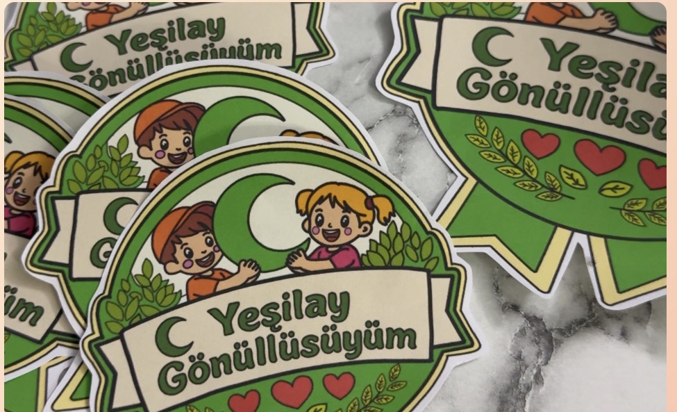 Yeşilay Gönüllüsüyüm Yaka Kartları - Ücretsiz İndir